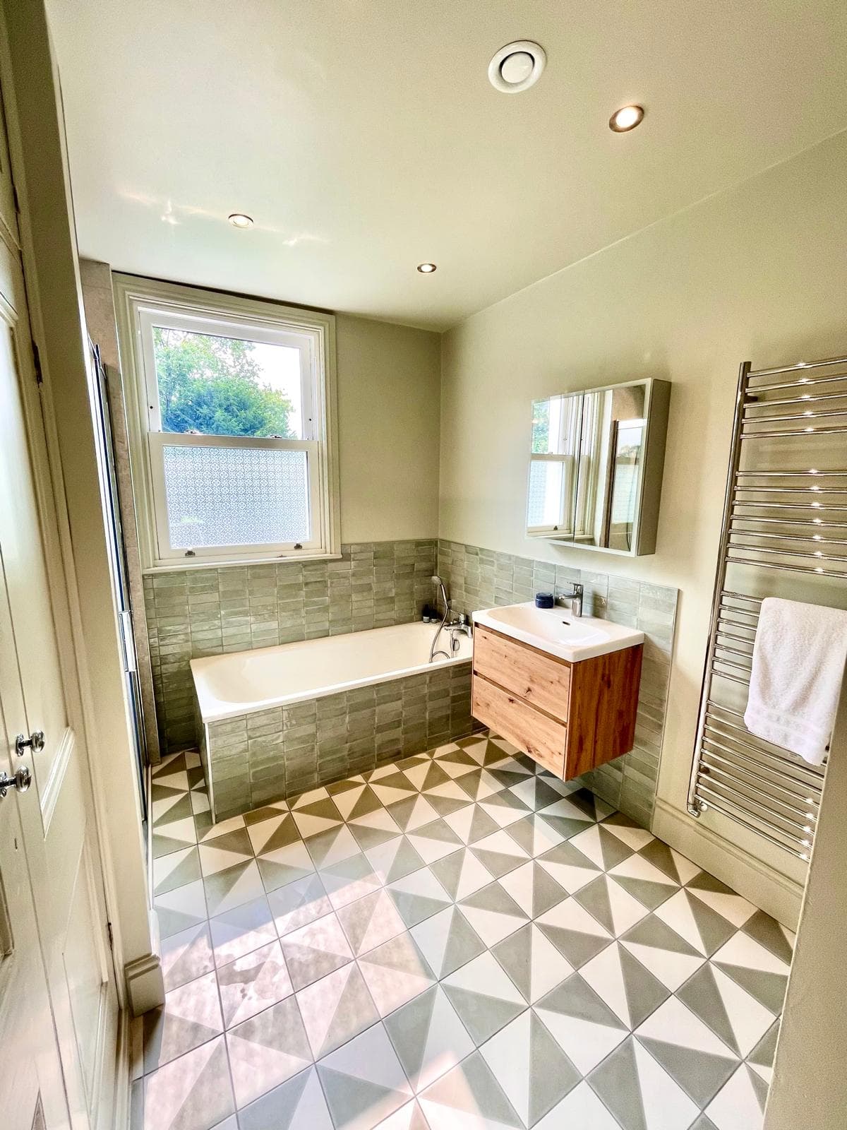 Artisan Company completed project, Dorking, Surrey